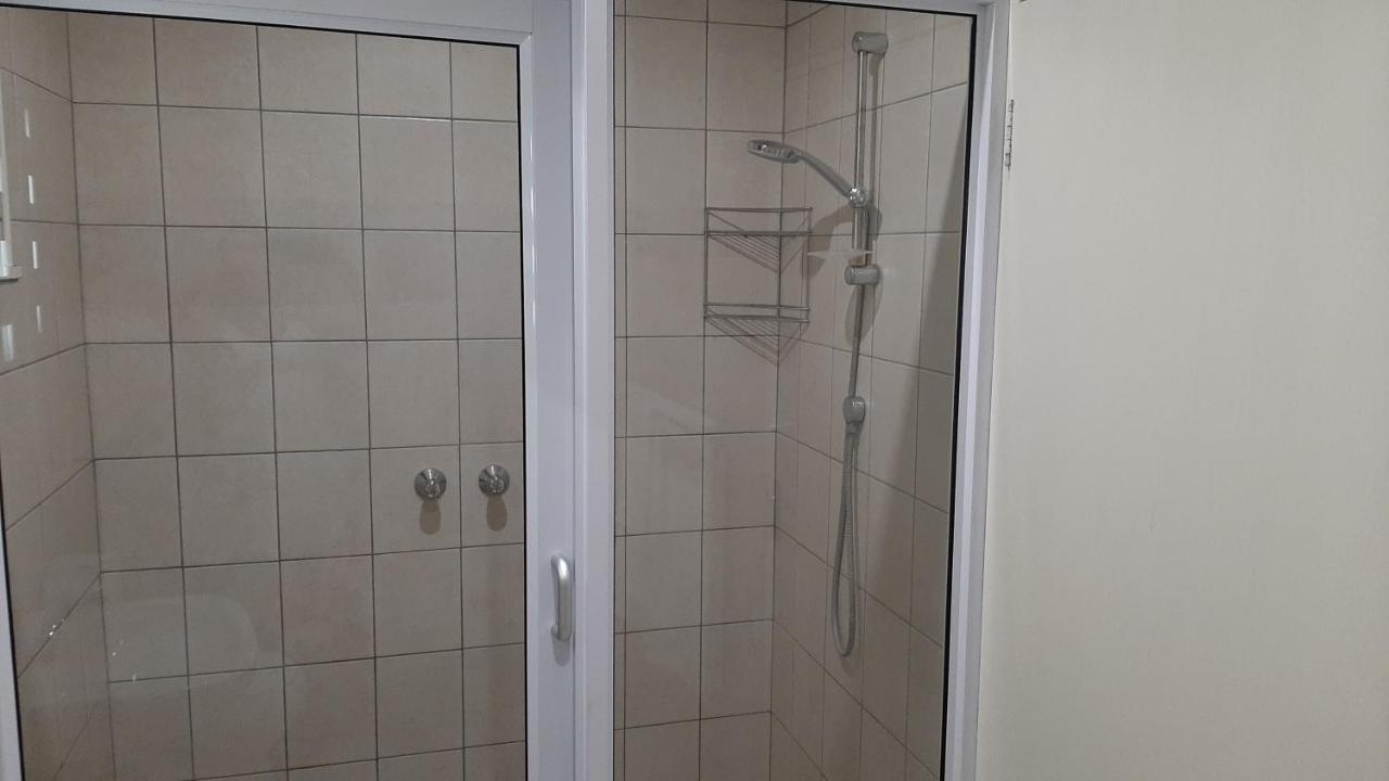 Feather Self Catering Accommodation Windhoek Luaran gambar